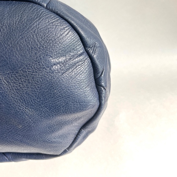 🎄. Daphne Collection Leather Handbag Blue - Picture 8 of 10